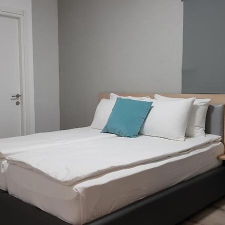 Airport Guest House Or Yehuda المظهر الخارجي الصورة