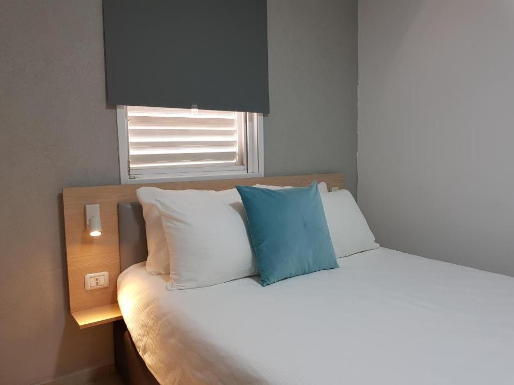 Airport Guest House Or Yehuda المظهر الخارجي الصورة