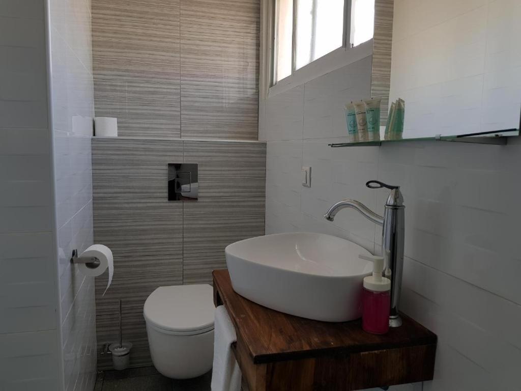 Airport Guest House Or Yehuda المظهر الخارجي الصورة