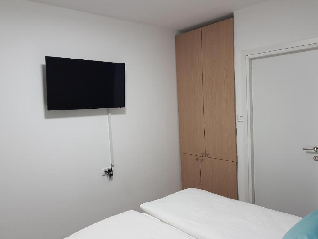 Airport Guest House Or Yehuda المظهر الخارجي الصورة
